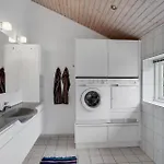Amazing In With Kitchen *