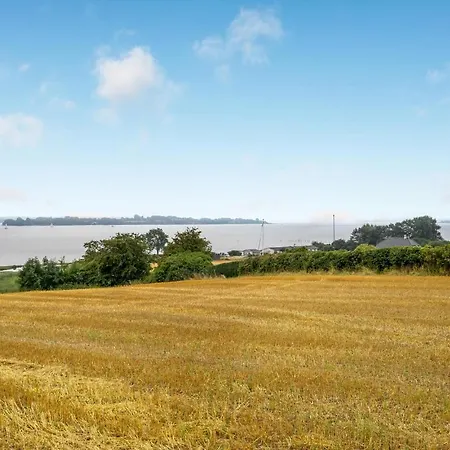 Сasa de vacaciones Amazing In With Kitchen Broager