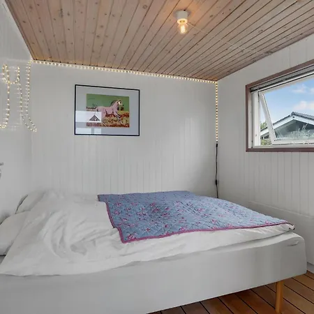 Amazing In With Kitchen