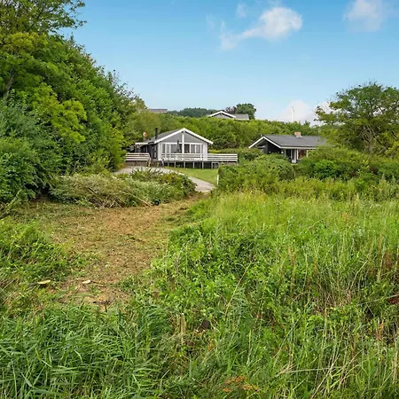 Amazing In With Kitchen